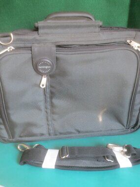 Brand New Kensington Contour Laptop Briefcase Bag.